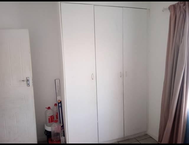2 BEDROOM SECTIONAL TITLE FOR SALE IN COMET